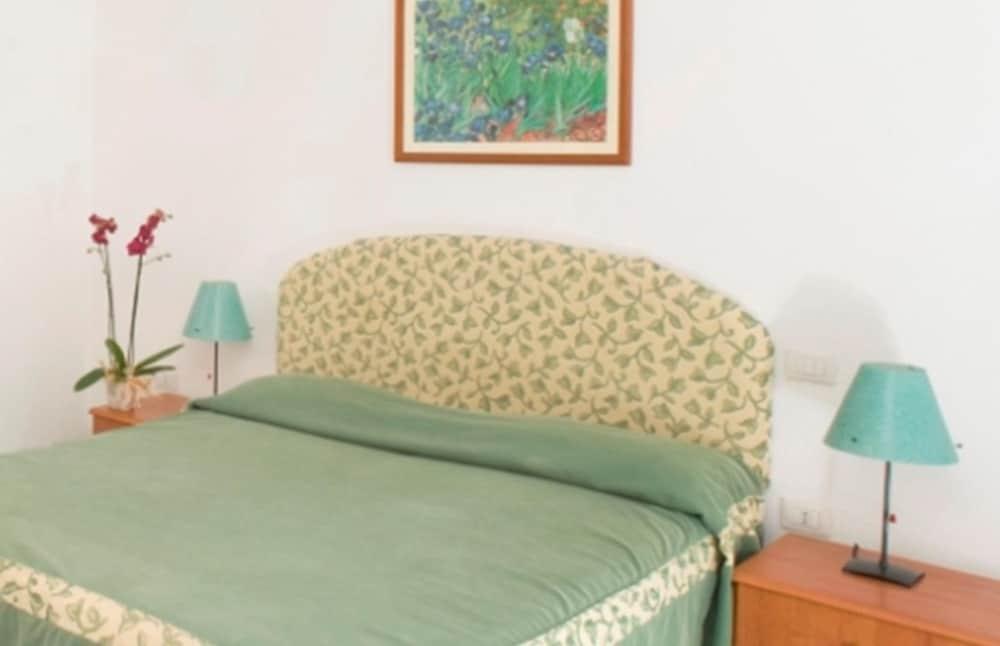Casamicciola Terme Hotel & Residence Matarese מראה חיצוני תמונה