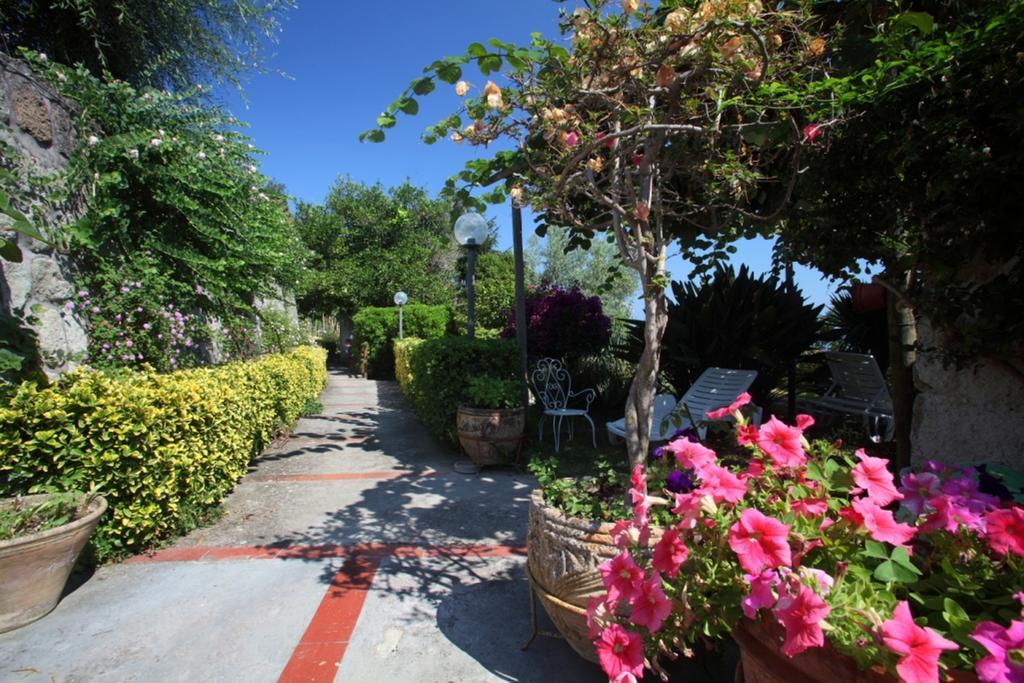 Casamicciola Terme Hotel & Residence Matarese מראה חיצוני תמונה