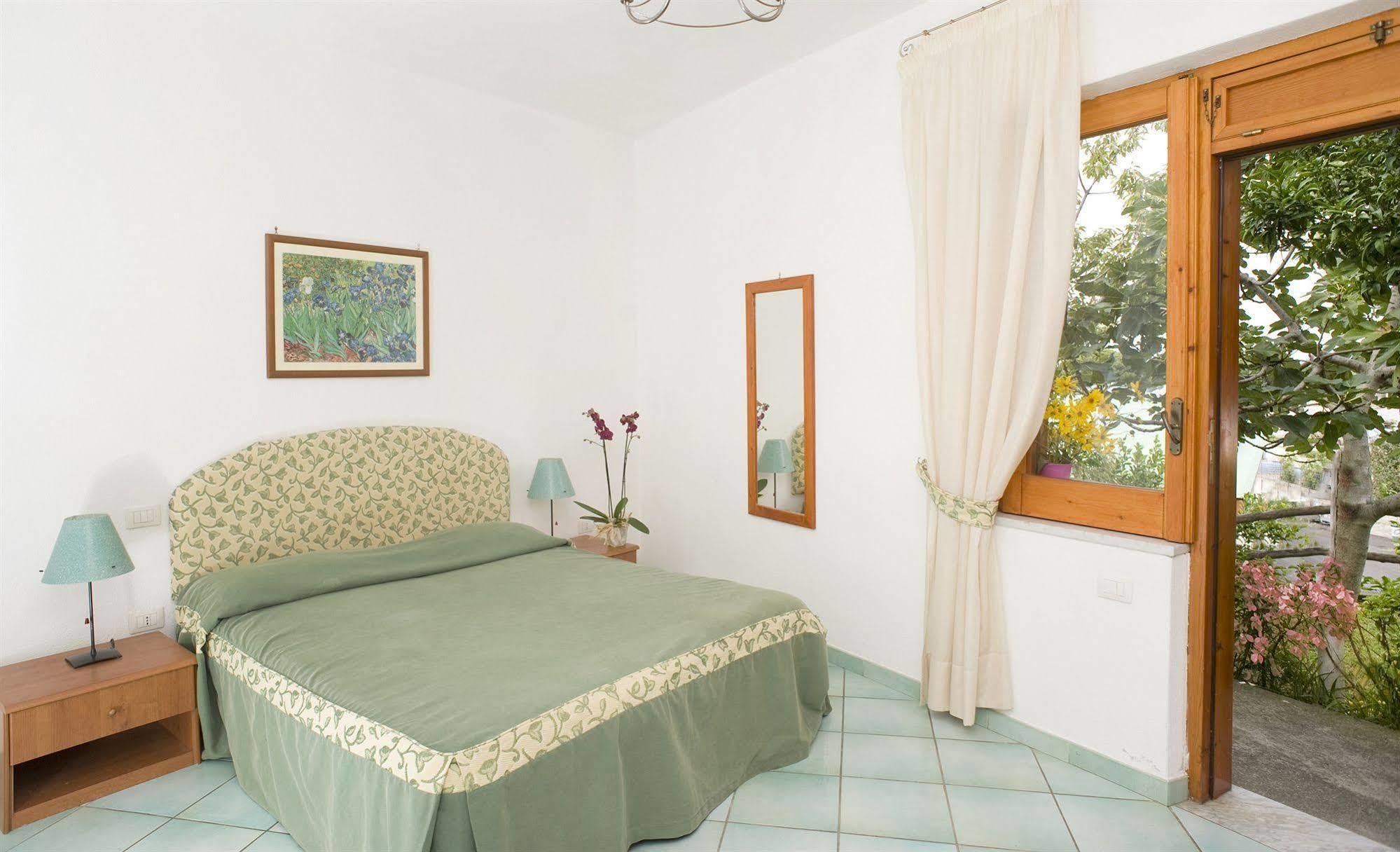 Casamicciola Terme Hotel & Residence Matarese מראה חיצוני תמונה